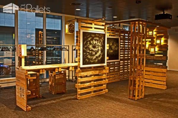 Pallets Installation Pallet Store, Bar & Restaurant Decorations Pallets Installation Pallet Store, Bar & Restaurant Decorations