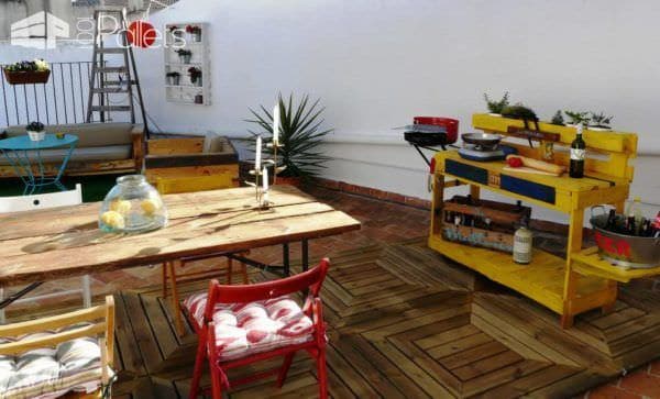 La Precaria: Pallet Outdoor Kitchen Lounges & Garden Sets 