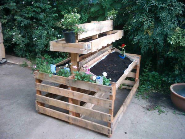 Mini Pallet Garden Pallet Planters & Compost Bins 