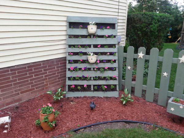 Standing Vertical Garden Pallet Planters & Compost Bins Standing Vertical Garden Pallet Planters & Compost Bins