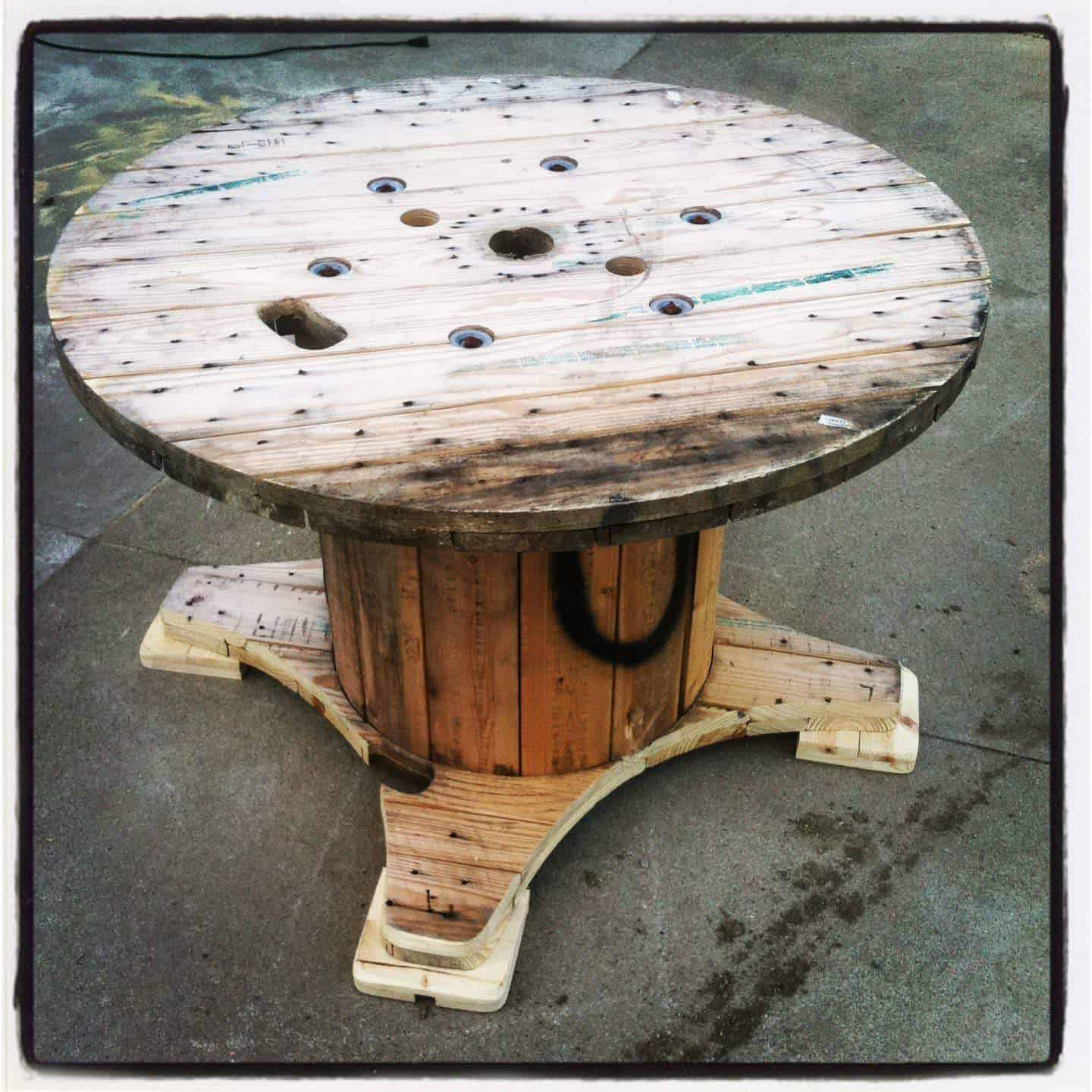 Table Made Out A Discarded Wire Spool 1001 Pallets