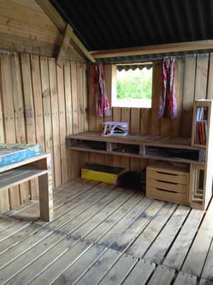 Canning Pallets House • 1001 Pallets
