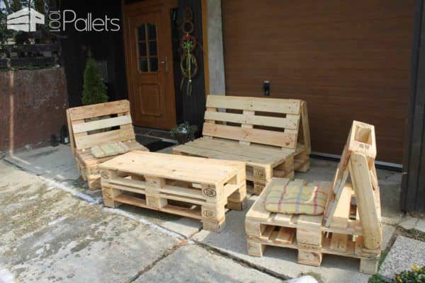 Pallets Accessories & Furniture Lounges & Garden Sets 71920_526236247426606_1066241308_n