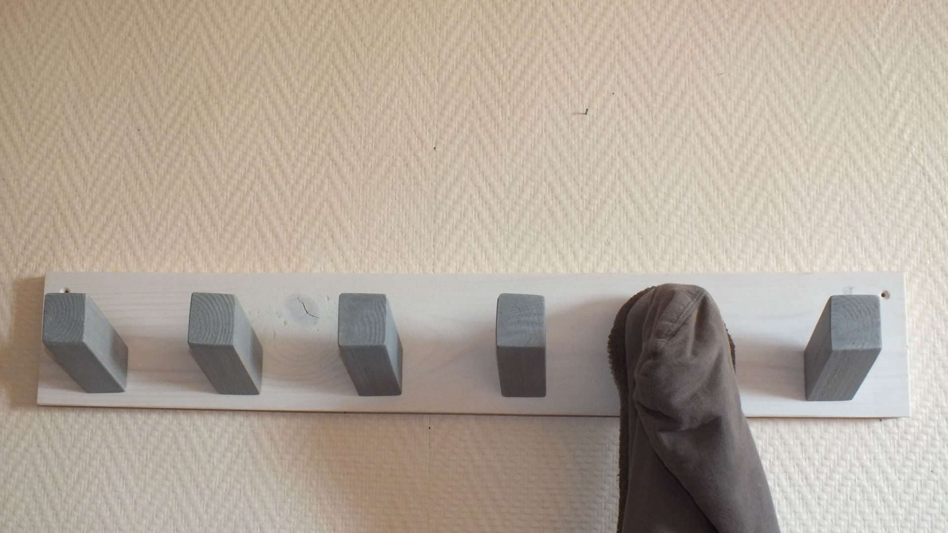 Twig Coat Hanger