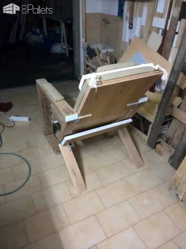 Pallet Relax Sofa Pallet Benches, Pallet Chairs & Stools Pallet Relax Sofa Pallet Benches, Pallet Chairs & Stools