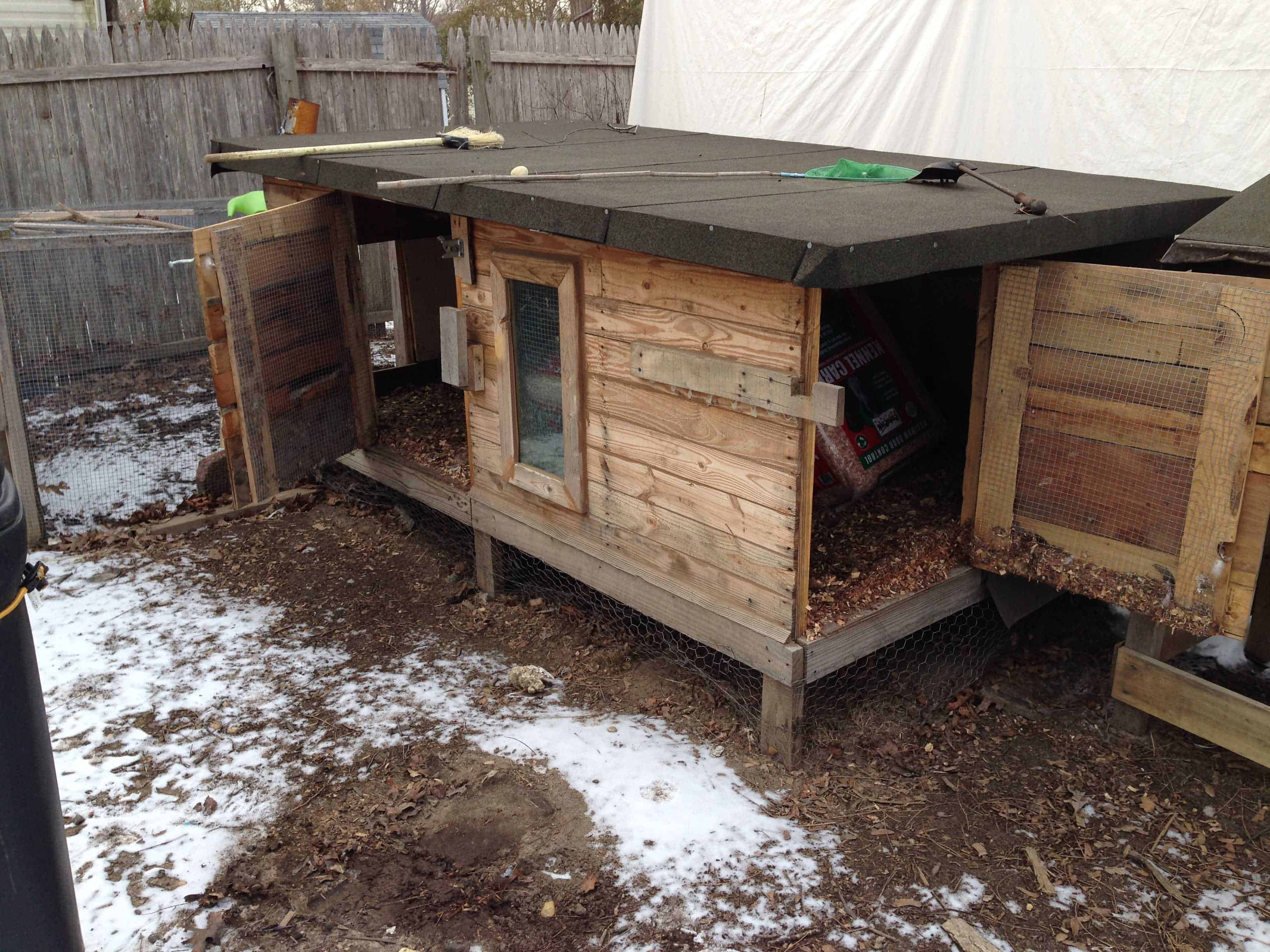 Pallet Chicken Coop • 1001 Pallets