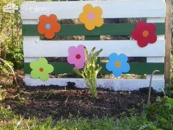 Garden Fences Made from Repurposed Pallets Pallet Fences 