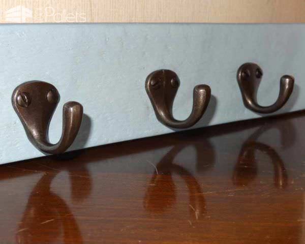 Hall Tidy Made From Pallet Wood Pallet Shelves & Pallet Coat Hangers Hall Tidy Made From Pallet Wood Pallet Shelves & Pallet Coat Hangers