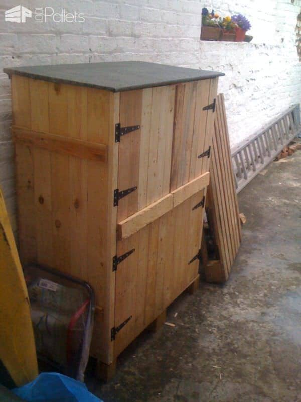 Small Tools Shed Made From Recycled Pallets Pallet Cabinets & Wardrobes 