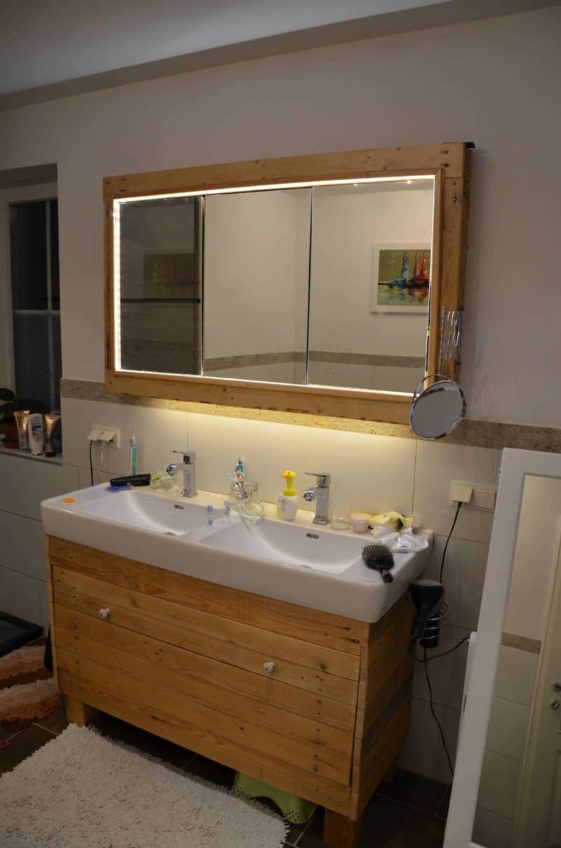 Bathroom Idea With Recycled Pallet Wood • 1001 Pallets