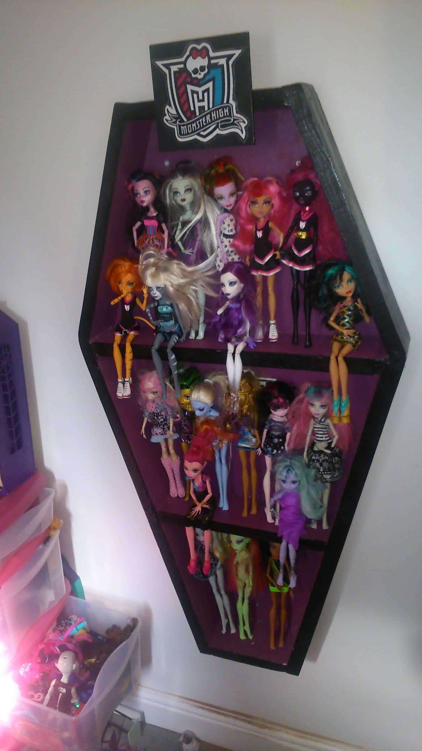 Monster High Doll Display In The Shape Of A Coffin • 1001 Pallets