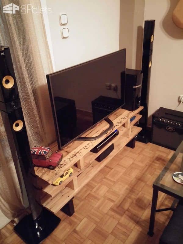 Pallet Tv Stand Pallet TV Stands & Racks 