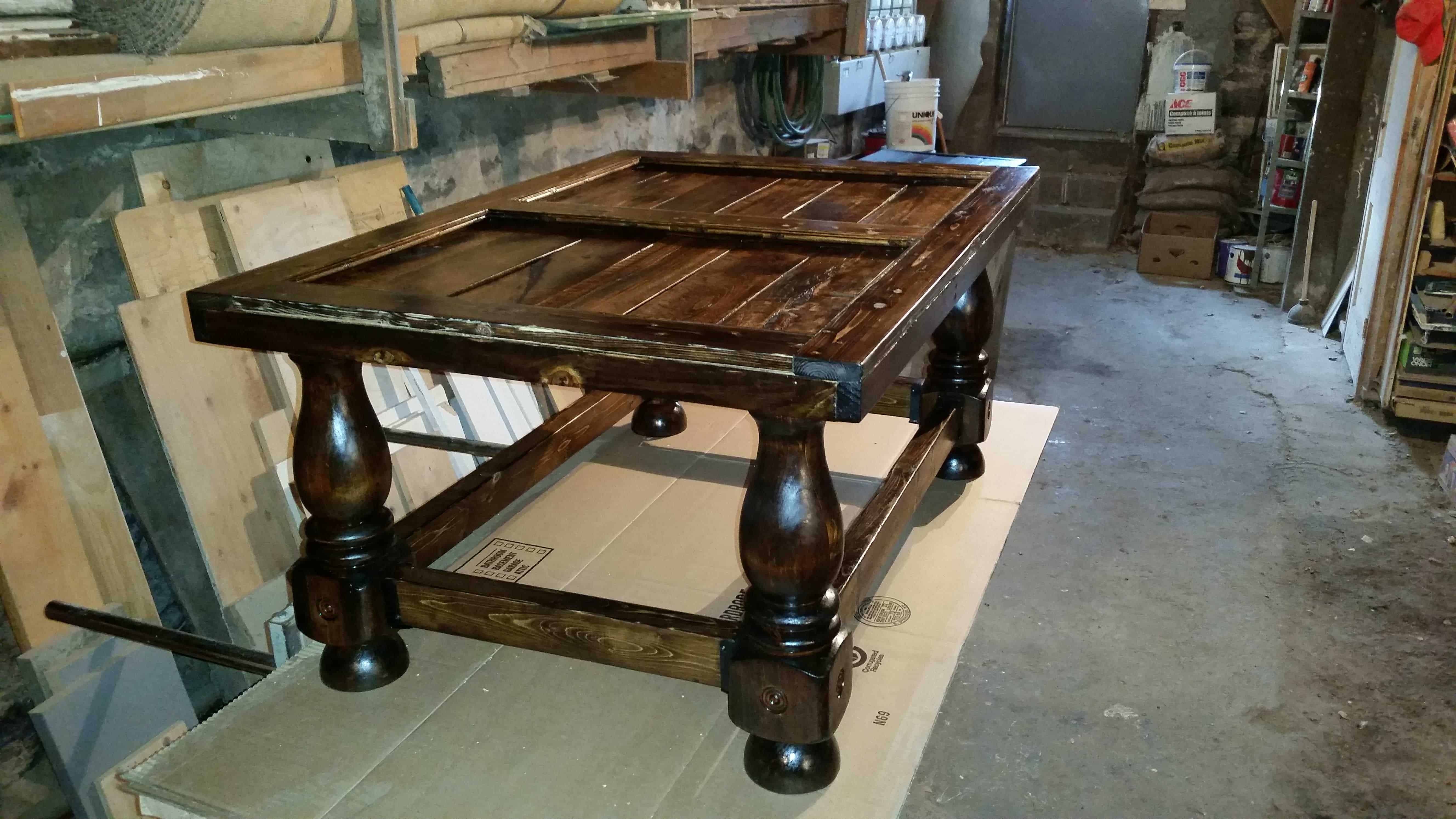 Reclaimed Wood &amp; Pallet Wood Coffee Table • 1001 Pallets