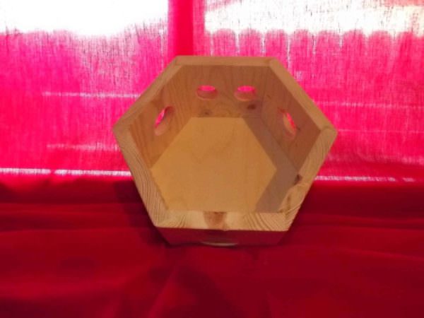 6 Sided Router Bit Pallet Boxes & Chests Six-sided-big-and-small-holes