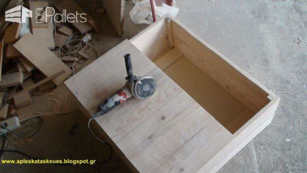 Bar Cabinet From Pallet Wood Pallet Cabinets & Wardrobes 