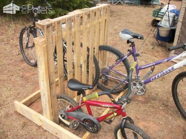 Bike Racks: 16 Ways of Building Your Own Pallet Bike Rack Pallet Terraces & Pallet Patios 