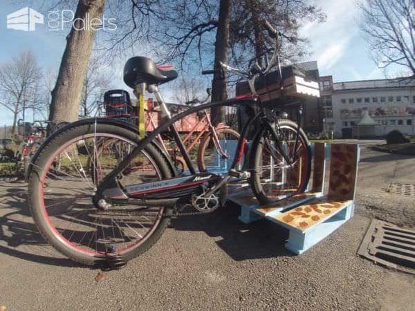 Wooden Pallets as Bike Racks14