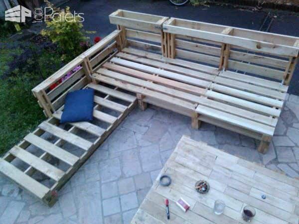 Complete Pallet Sofa Made Out Of 9 Recycled Pallets Pallet Sofas & Couches 21