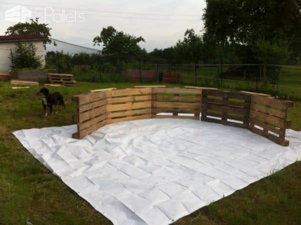 Swimming Pool Made Out of Wooden Pallets for Under $80 Pallets in the Garden Swimming Pool Made Out of Wooden Pallets for Under $80 Pallets in the Garden