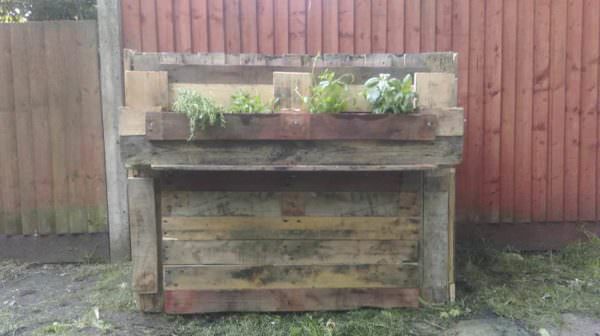 Rustic Compost Bin Pallet Planters & Compost Bins 