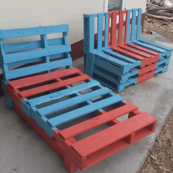 Colored Pallet Garden Chairs Pallet Benches, Pallet Chairs & Stools Colored Pallet Garden Chairs Pallet Benches, Pallet Chairs & Stools