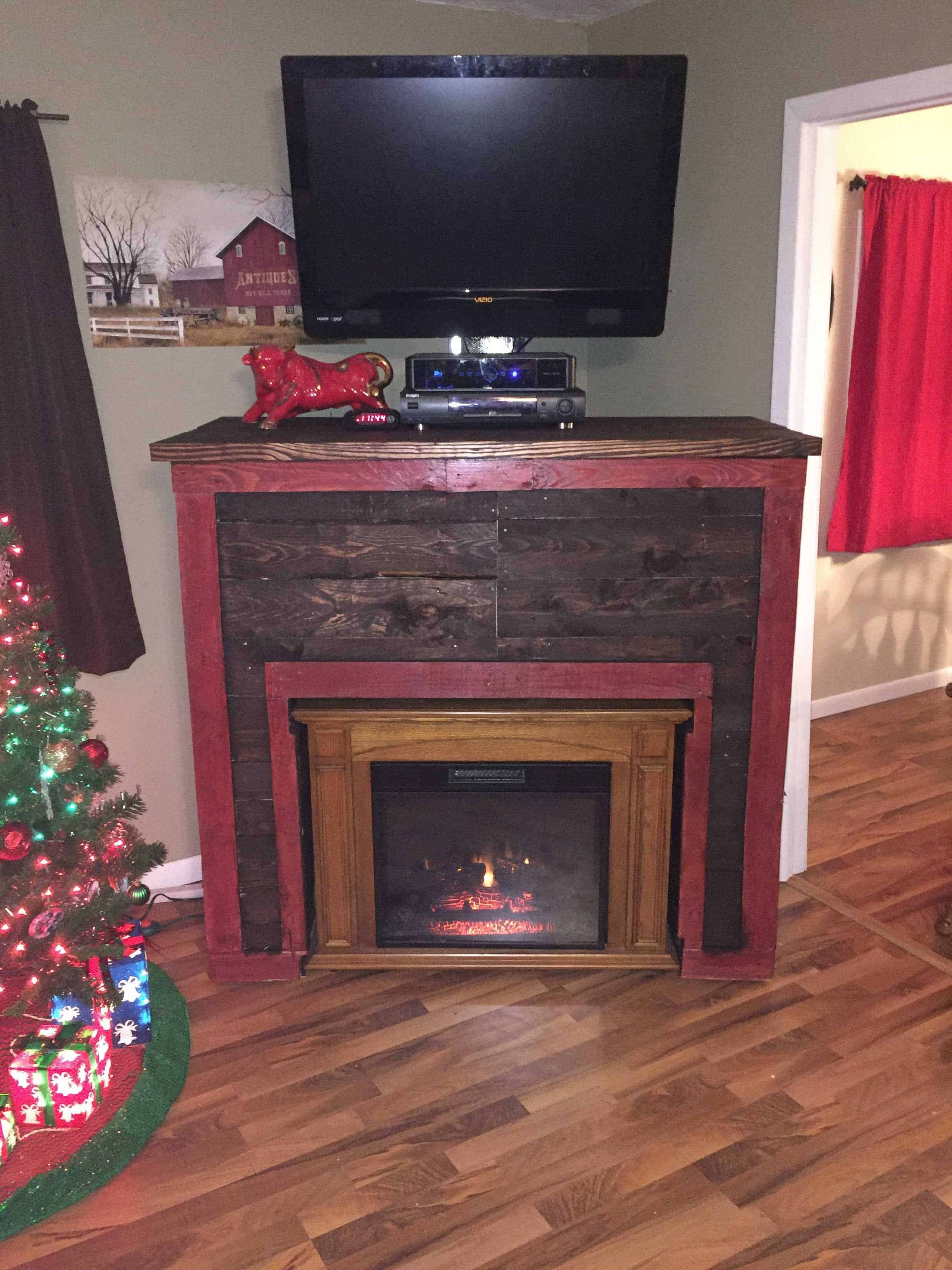 Entertainment TV Stand & Faux Fireplace From Recycled Pallets • 1001 Pallets