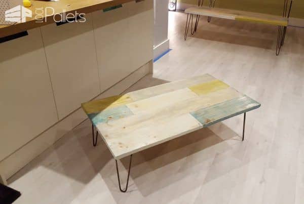 Extendable Pallet Table With Matching Bench & Coffee Table Pallet Desks & Pallet Tables Extendable Pallet Table With Matching Bench & Coffee Table Pallet Desks & Pallet Tables