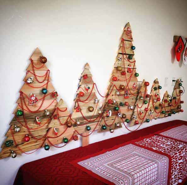 65 Pallet Christmas Trees & Holiday Pallet Decorations Ideas Pallet Home Décor Ideas 