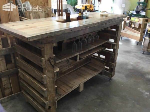 Pallet Bar with Built in Insulated Ice Box Pallet Bars Pallet Bar with Built in Insulated Ice Box Pallet Bars