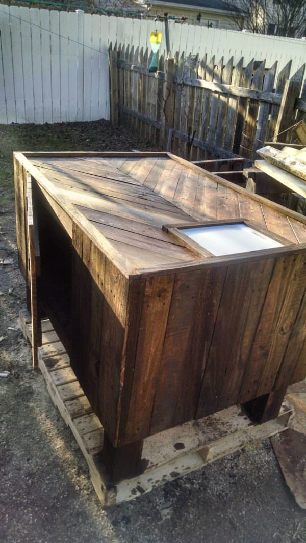 Rolling Center Island Pallet Desks & Pallet Tables Rolling Center Island Pallet Desks & Pallet Tables