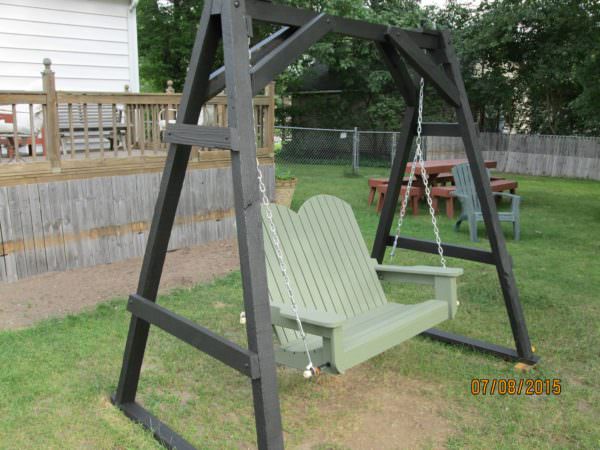 Pallet Swinging Chair Lounges & Garden Sets Pallet Swinging Chair Lounges & Garden Sets