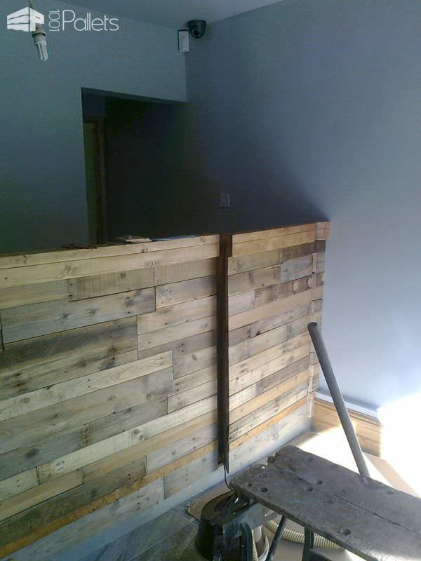 Shop Counter Clad With Pallet Wood Pallet Store, Bar & Restaurant Decorations 
