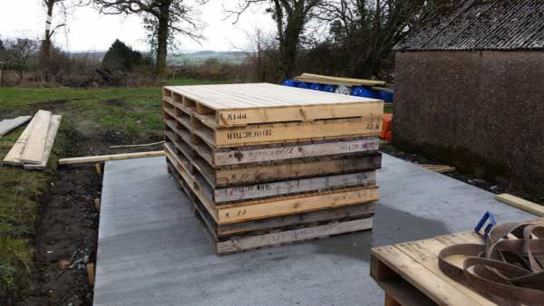 Yet Another Pallet Shed Pallet Sheds, Cabins, Huts & Playhouses Yet Another Pallet Shed Pallet Sheds, Cabins, Huts & Playhouses