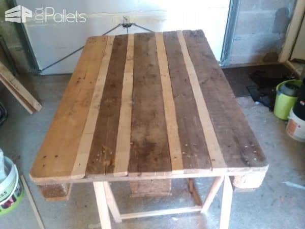 Garden Table from 1 Single Pallet Pallet Desks & Pallet Tables Garden Table from 1 Single Pallet Pallet Desks & Pallet Tables