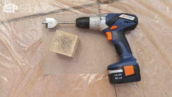 Pallet Blocks Into Candlesticks Pallet Candle Holders 