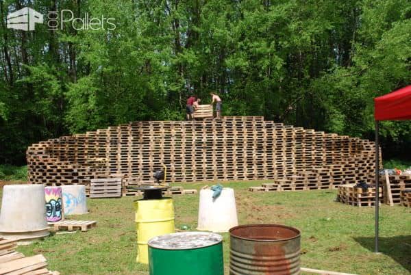 1001pallets.com-stage-back-to-the-woods-35