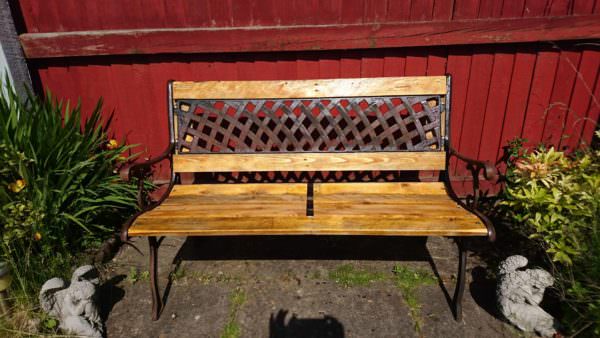 Refurbished Outdoor Bench With Pallet Wood Pallet Benches, Pallet Chairs & Stools Refurbished Outdoor Bench With Pallet Wood Pallet Benches, Pallet Chairs & Stools