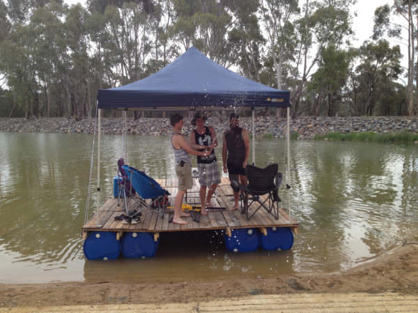 Diy: Portable Pontoon Using Old Pallets and Old Blue Drums Pallet Floors & Decks Pallet Sheds, Cabins, Huts & Playhouses 