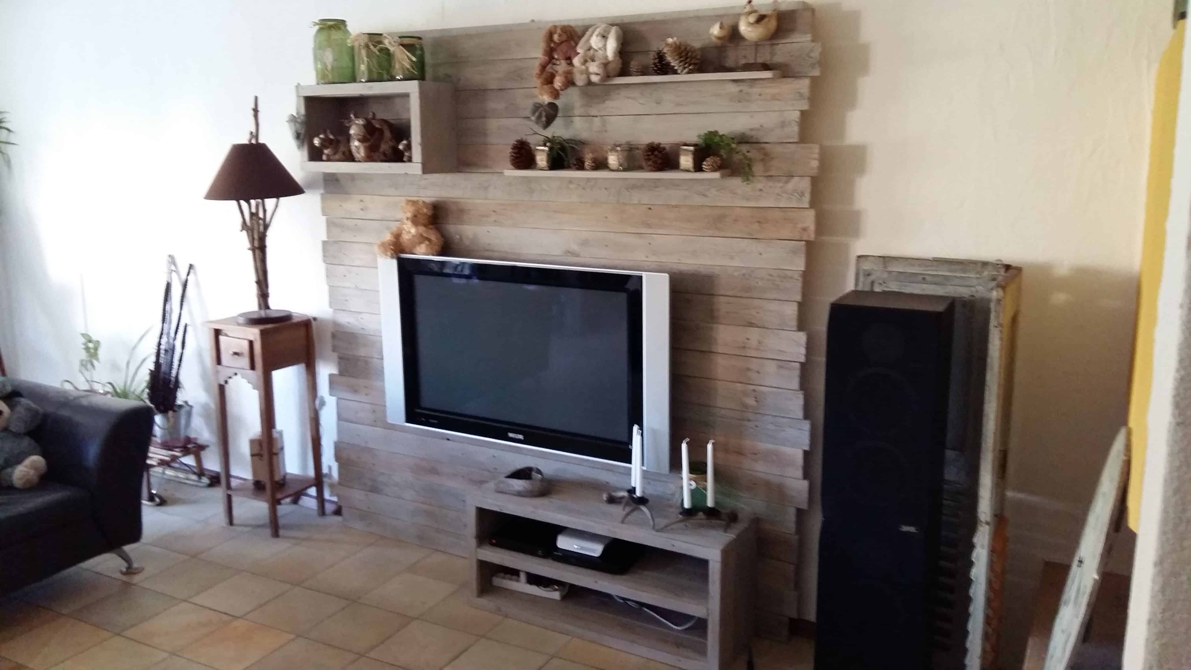 Pallet Entertainment Center Wall / Meuble Tv En Palette ...