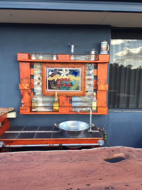 Pallet Mirrored Liquor Rack Pallet Bars Pallet Wall Decor & Pallet Painting Pallet Mirrored Liquor Rack Pallet Bars Pallet Wall Decor & Pallet Painting