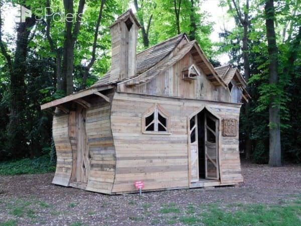 Amazing Pallet Cabin in The Woods â€¢ 1001 Pallets