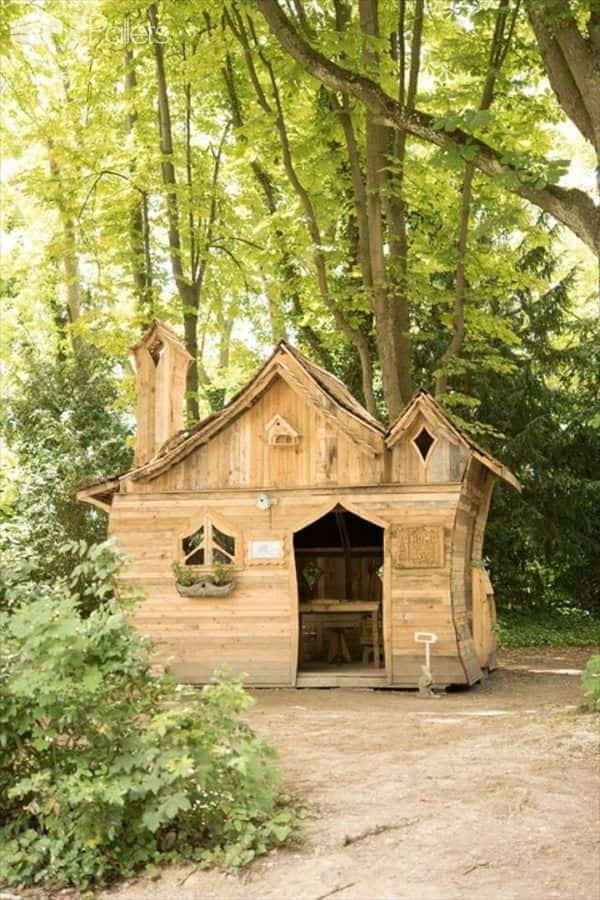 Amazing Pallet Cabin in The Woods Pallet Sheds, Cabins, Huts & Playhouses 