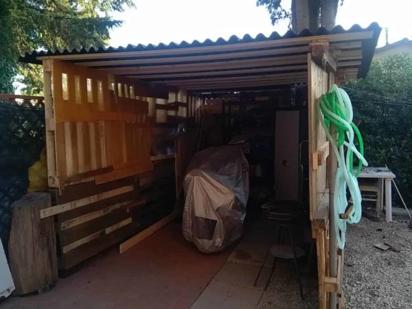 Pallet Motorcycle Garage/Tool Storage Shed • 1001 Pallets