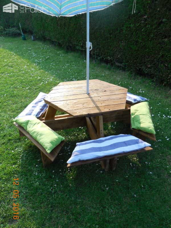 Kids Pallet Picnic Table / Table De Pique Nique Pour 