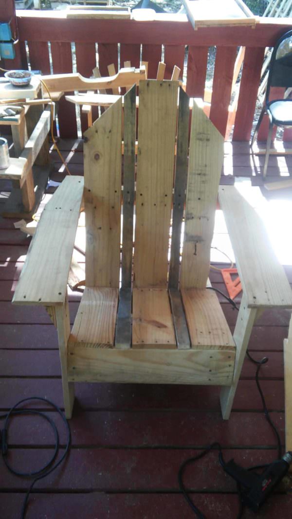 1001pallets.com-Just For Me Adirondack Style Chair5