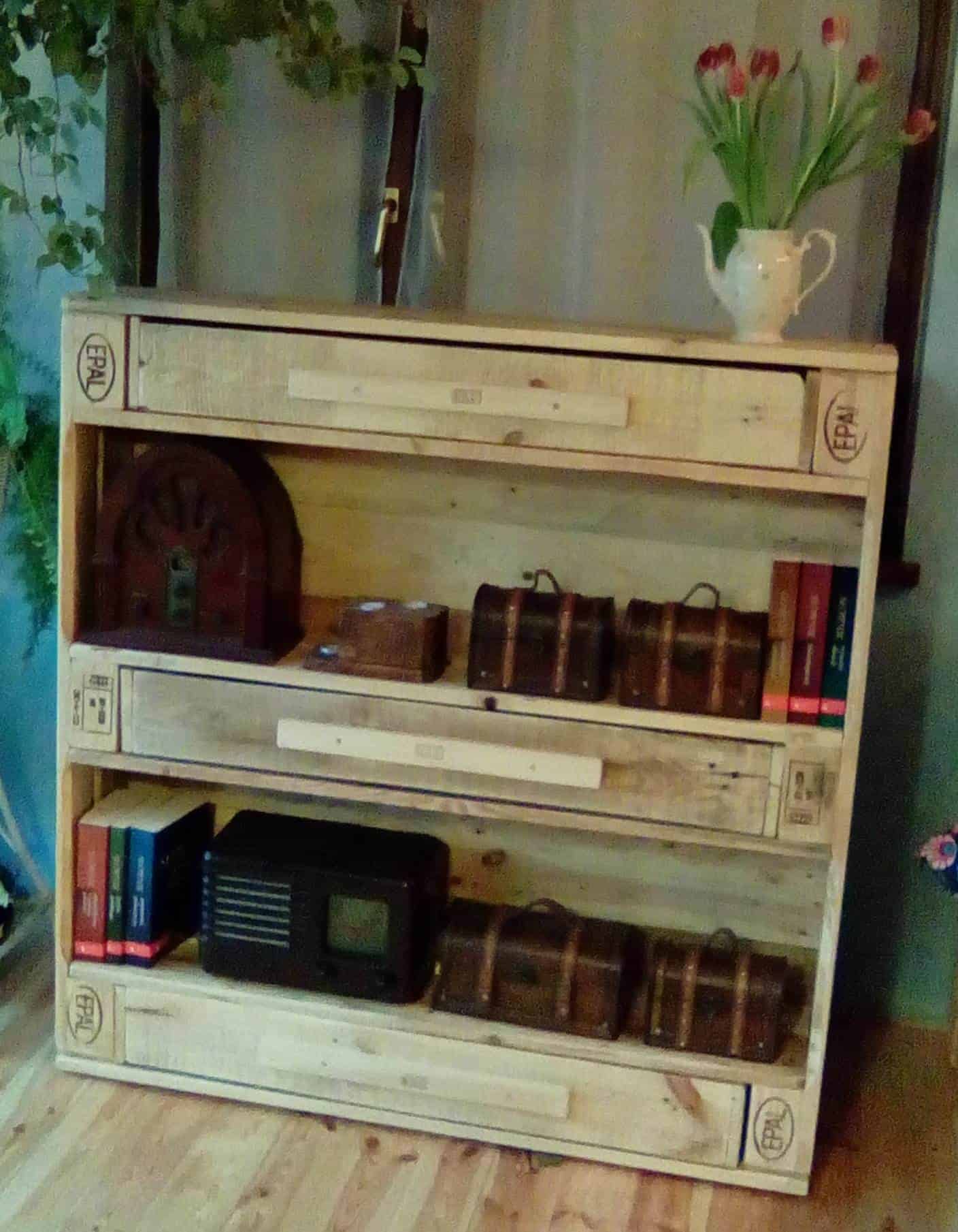 Unique 3drawer Epal Pallet Bookshelf • 1001 Pallets