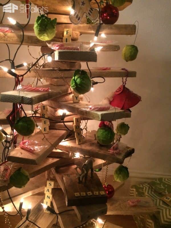 Modern Scandinavian Pallet Christmas Tree7