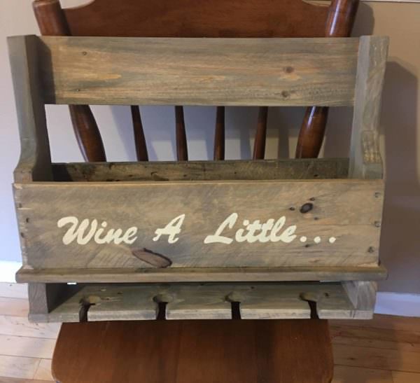 Gift Exchange Pallet Wine Rack1