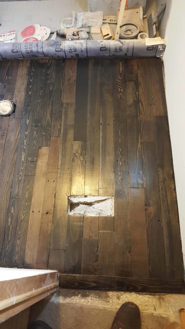 Bathroom Floor Made From Pallets