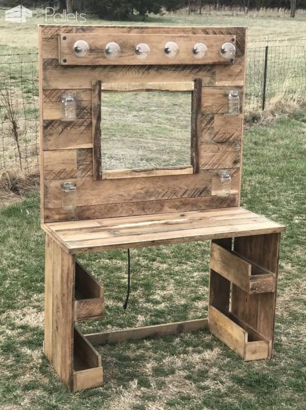 Rustic Lit Pallet Makeup Vanity 1001 Pallets